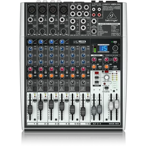 Behringer - XENYX X1204USB 12 bemenetes 2/2 buszos USB-s keverő